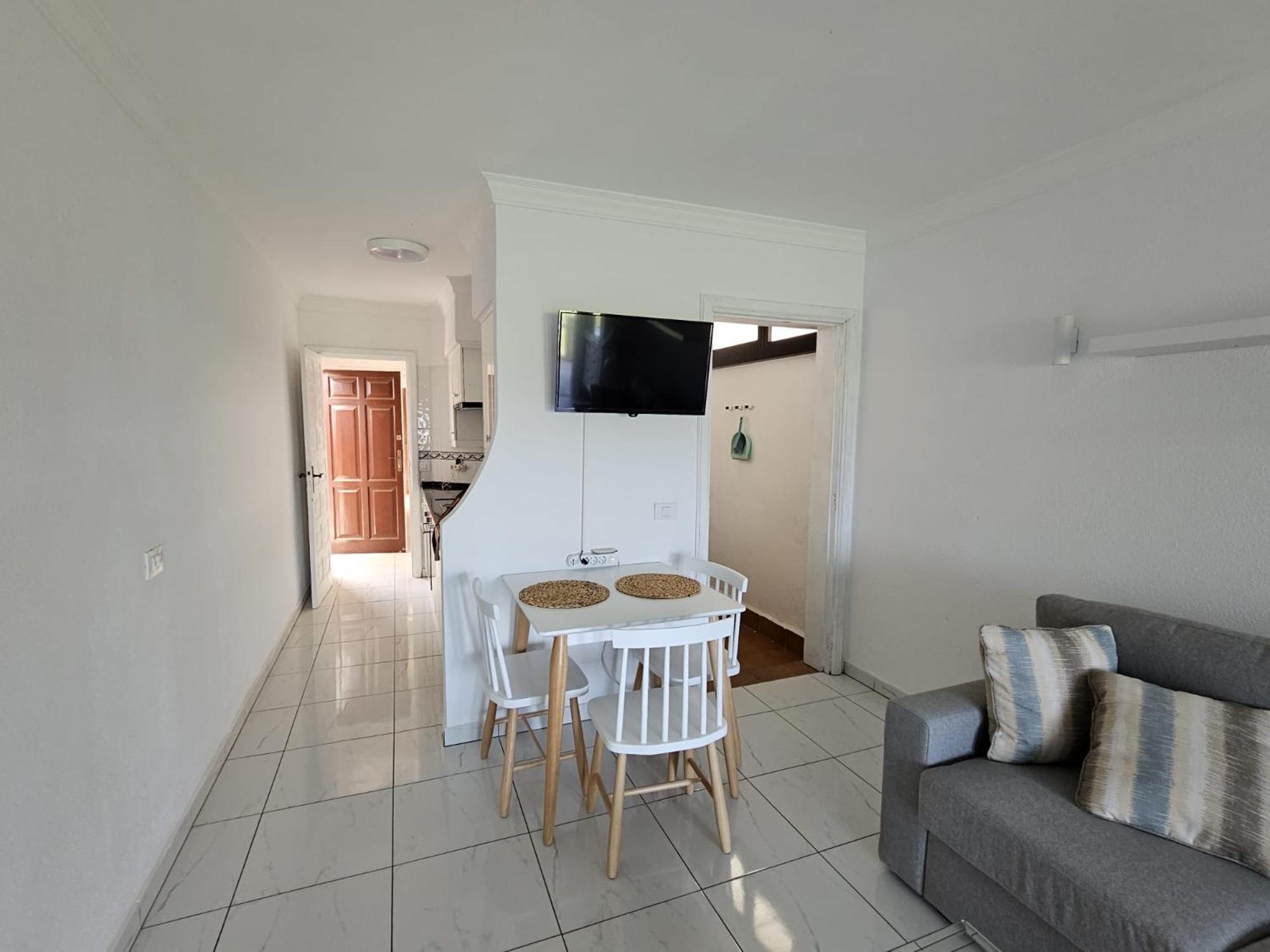 Ferienapartment In Pebble San Miguel de Abona
